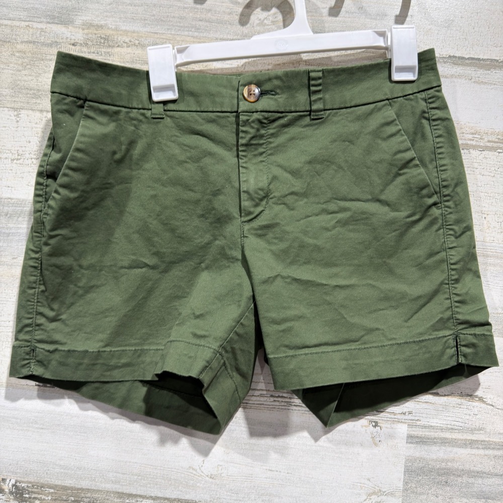 Old Navy Everyday Short Women Size 8 Green Mid Rise Chino EUC